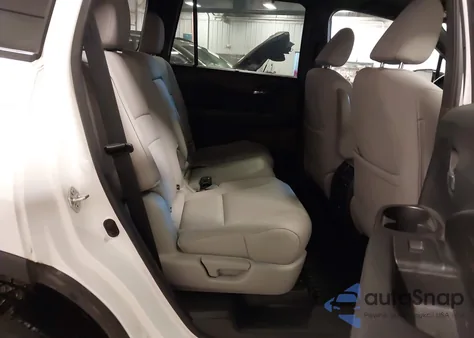 2021 Honda Passport Awd Elite z USA, uszkodzony, nr VIN 5FNYF8H02MB006281